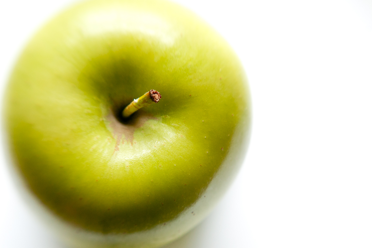 Green apple Still Life Green Golden delicious apple